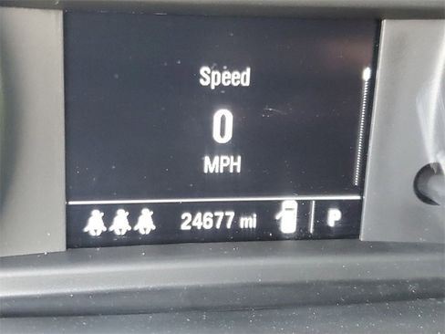 Certified 2024 Chevrolet Silverado 1500 Custom image 12