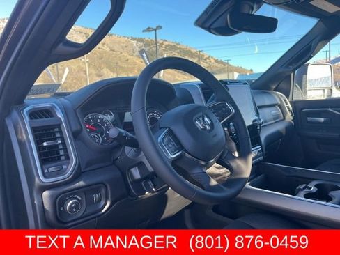 New 2026 RAM 2500 Big Horn AWD/4WD image 18