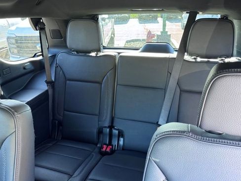 Used 2025 GMC Yukon Denali AWD/4WD image 20