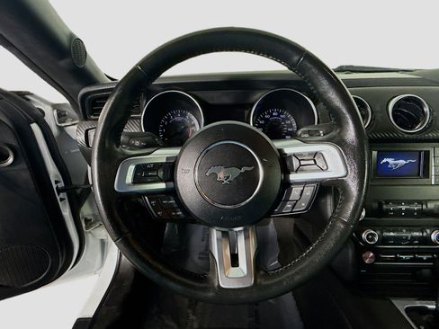 Used 2021 Ford Mustang Coupe image 13