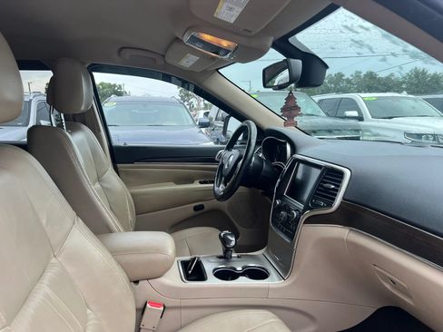 Used 2014 Jeep Grand Cherokee Limited RWD image 17