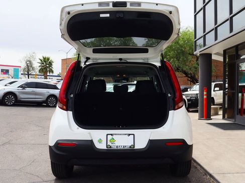 Used 2021 Kia Soul S image 22