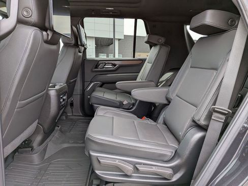 New 2026 GMC Yukon Denali w/ Denali Reserve Package AWD/4WD image 21