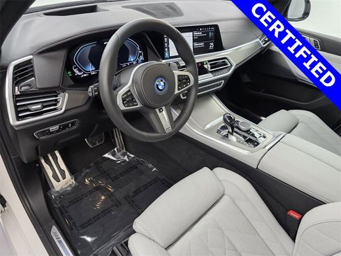 Used 2023 BMW X5 xDrive45e w/ M Sport Package image 10