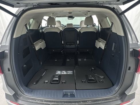 New 2026 Kia Carnival EX image 16