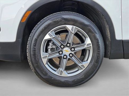 Certified 2025 Chevrolet Blazer LT image 23