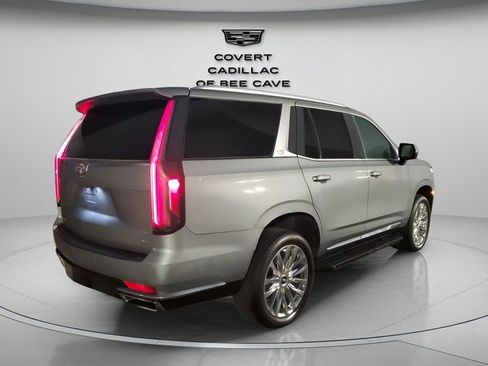 Certified 2023 Cadillac Escalade Premium Luxury image 9