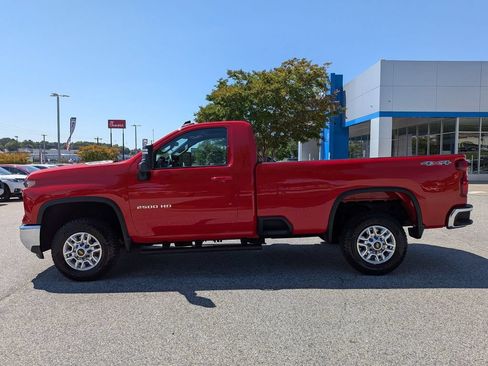 Used 2025 Chevrolet Silverado 2500 LT w/ Convenience Package AWD/4WD image 5