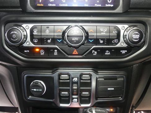 Used 2021 Jeep Gladiator Overland w/ Popular Equipment Package image 36