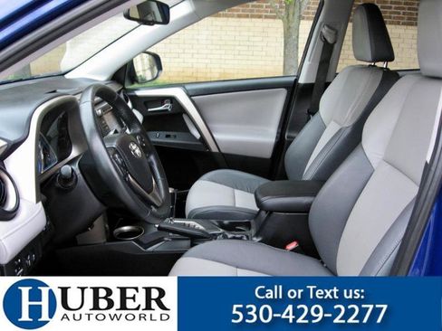 Used 2015 Toyota RAV4 Limited image 6