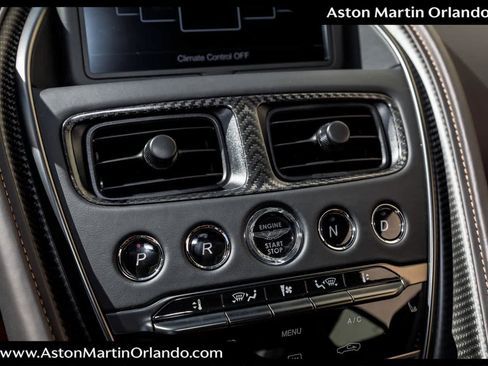 Used 2023 Aston Martin DBS Coupe image 63