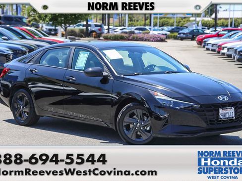 Used 2023 Hyundai Elantra Blue FWD image 1