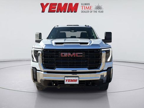 New 2026 GMC Sierra 3500 Pro image 2