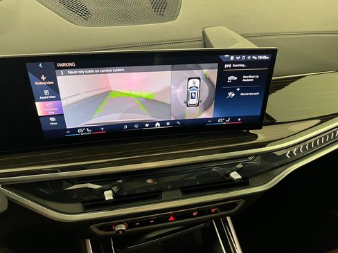 Used 2025 BMW X5 sDrive40i w/ Premium Package image 30