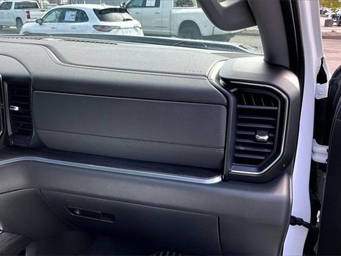 Used 2022 Chevrolet Silverado 1500 LTZ w/ Technology Package image 21