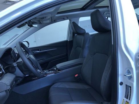 New 2026 Toyota Camry XLE image 18