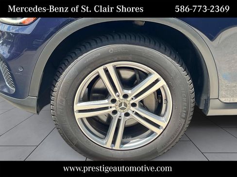 Used 2021 Mercedes-Benz GLC 300 4MATIC image 10