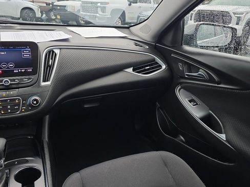 Used 2023 Chevrolet Malibu LT image 20