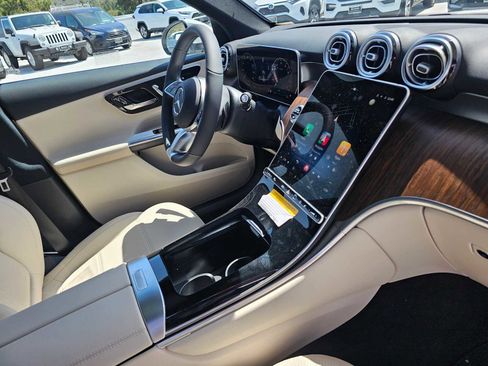 New 2026 Mercedes-Benz GLC 300 4MATIC image 41