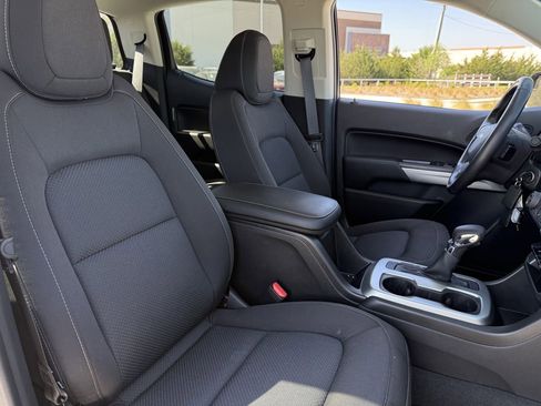 Certified 2022 Chevrolet Colorado LT w/ LT Convenience Package image 23