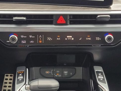 New 2026 Kia Sorento SX Prestige AWD/4WD image 19