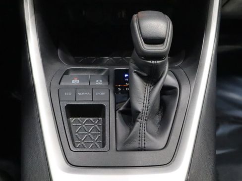 Used 2024 Toyota RAV4 XLE image 37