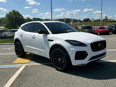 Used 2024 Jaguar E-PACE R-Dynamic SE AWD/4WD image 9