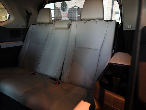 New 2026 Toyota Grand Highlander AWD Hybrid image 8