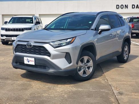 Used 2023 Toyota RAV4 XLE FWD image 31