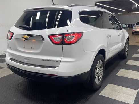 Used 2016 Chevrolet Traverse LT FWD image 18