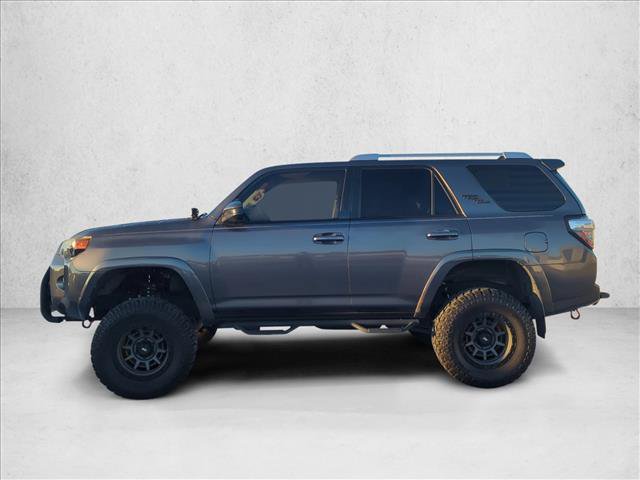 Used 2016 Toyota 4Runner SR5 RWD image 5