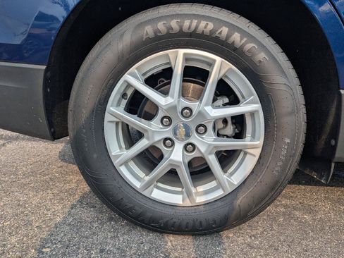 Used 2022 Chevrolet Equinox LT AWD/4WD image 11