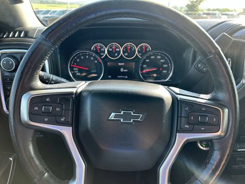 Used 2019 Chevrolet Silverado 1500 LT Trail Boss AWD/4WD image 26