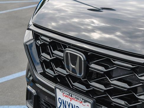 Used 2025 Honda CR-V Sport image 6