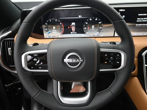 New 2025 Nissan Armada Platinum Reserve image 14