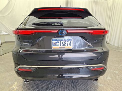 Used 2024 Toyota Venza Nightshade image 22