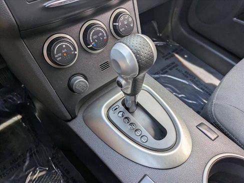 Used 2013 Nissan Rogue SV w/ Premium Pkg AWD/4WD image 13