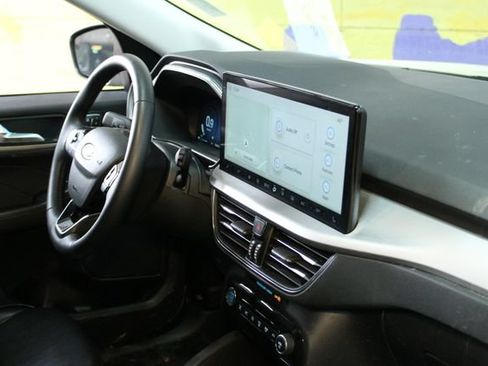 Used 2024 Ford Escape Platinum AWD/4WD image 12