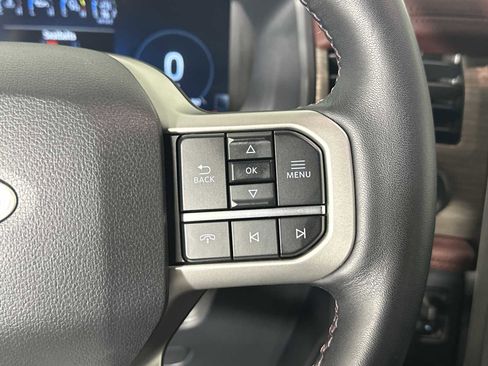 Used 2024 Ford Expedition Max Limited image 31