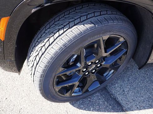 New 2026 Chevrolet Traverse RS image 9