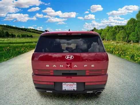 Used 2024 Hyundai Santa Fe SEL FWD image 5