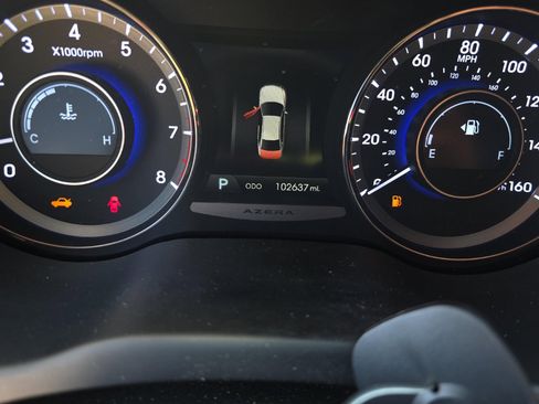 Used 2014 Hyundai Azera Limited image 12