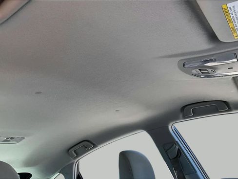 Used 2011 Toyota Prius Three w/ Navigation Pkg FWD image 13