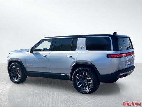 Used 2023 Rivian R1S Adventure AWD/4WD image 4