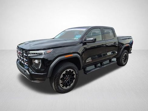 Used 2026 GMC Canyon AT4 w/ Technology Plus Package AWD/4WD image 6