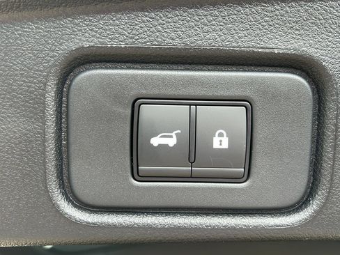 New 2026 Nissan Pathfinder SV AWD/4WD image 13