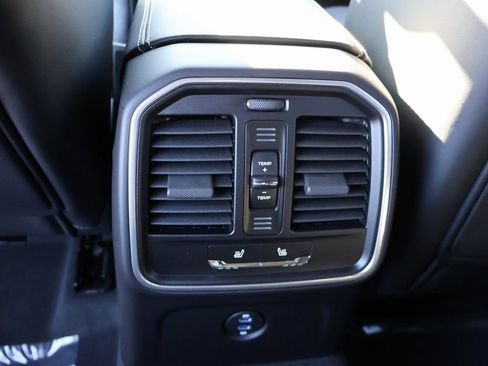 Certified 2026 Porsche Macan Turbo AWD/4WD image 22