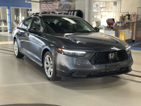 Used 2024 Honda Accord LX image 3