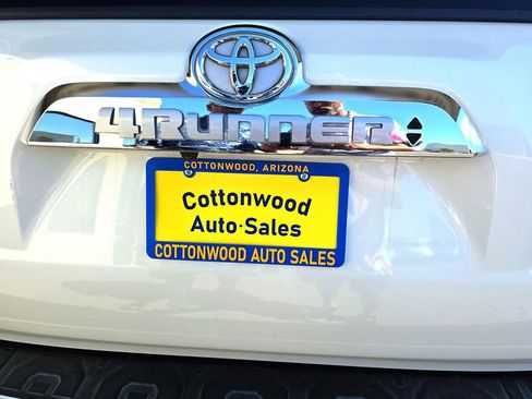 Used 2016 Toyota 4Runner Limited image 35