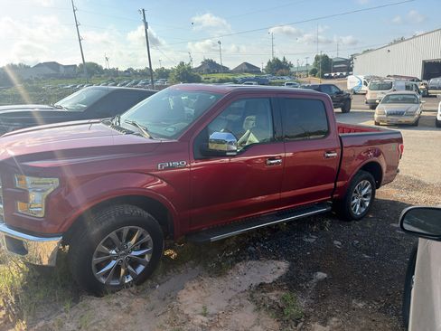Used 2016 Ford F150 Lariat AWD/4WD image 2